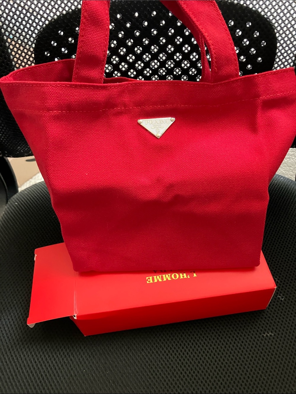Red tote